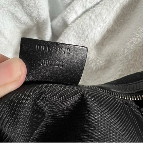 Vintage Gucci Black GG Logo Canvas Hobo Bag - Picture 7 of 16